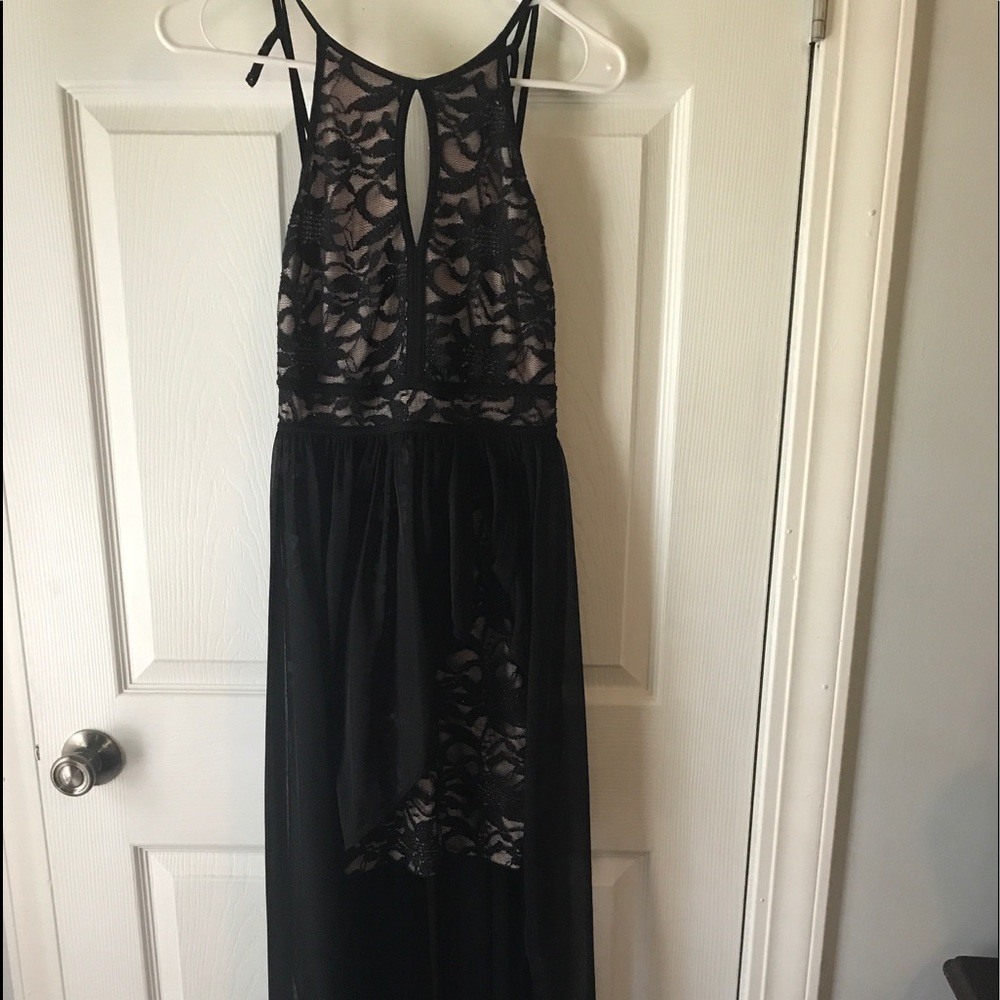Morgan & Company black lace Boho HiLo Sheer Dress
